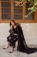 3 PC Lawn Embroidered Suit - HL 27