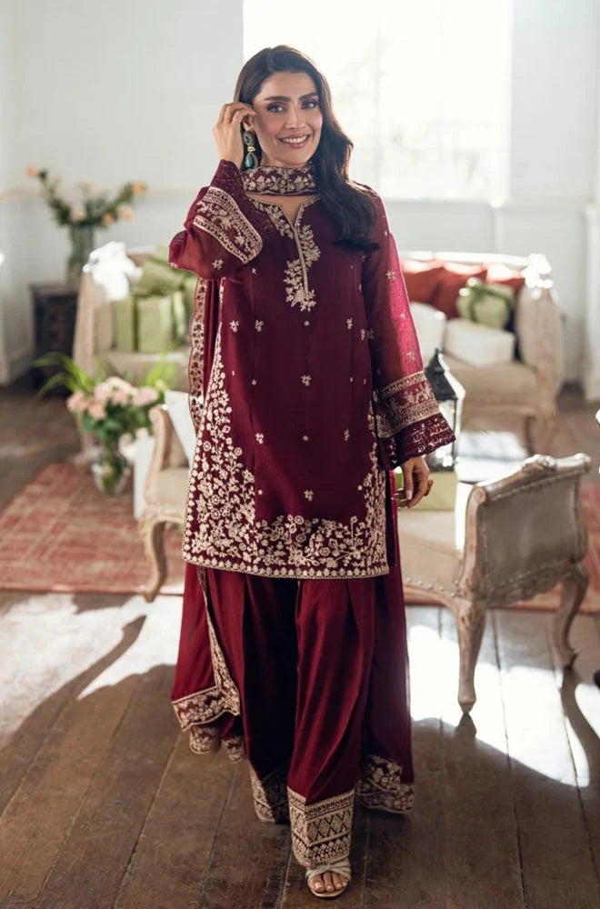 3 PC Lawn Embroidered Suit - HL 28